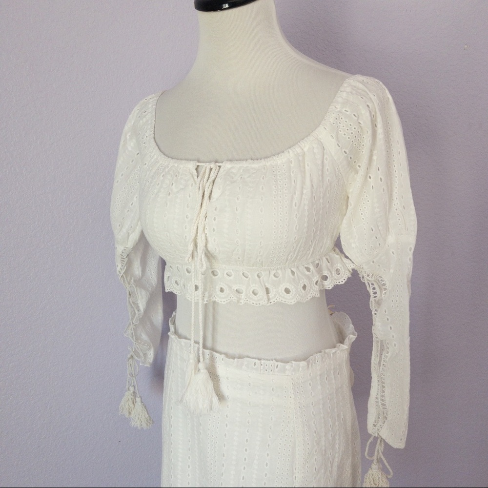 Simple White Set (Top) - Picture 2 of 3